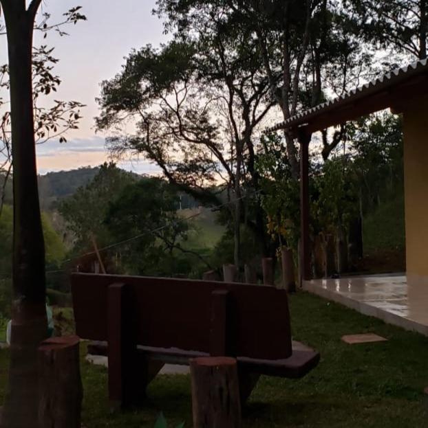 Cabana Da Montanha - Sitio Pasangas Santo Antônio do Pinhal Εξωτερικό φωτογραφία